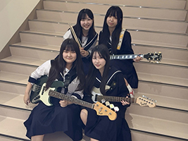 金城学院高等学校GIRL× CRUSH 写真