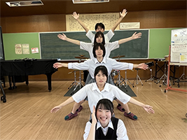 東京都立大島高等学校明日てんとうむしみれるかな写真