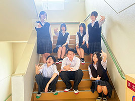 柏木学園高等学校カミツレ写真