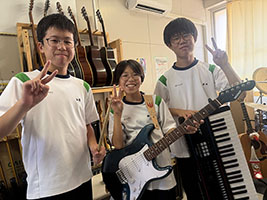 堺市立福泉中学校Blue Daisy写真