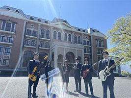 国際学院高等学校SUPER OTTER写真