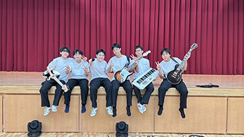 本郷中学校・高等学校AquariZm写真
